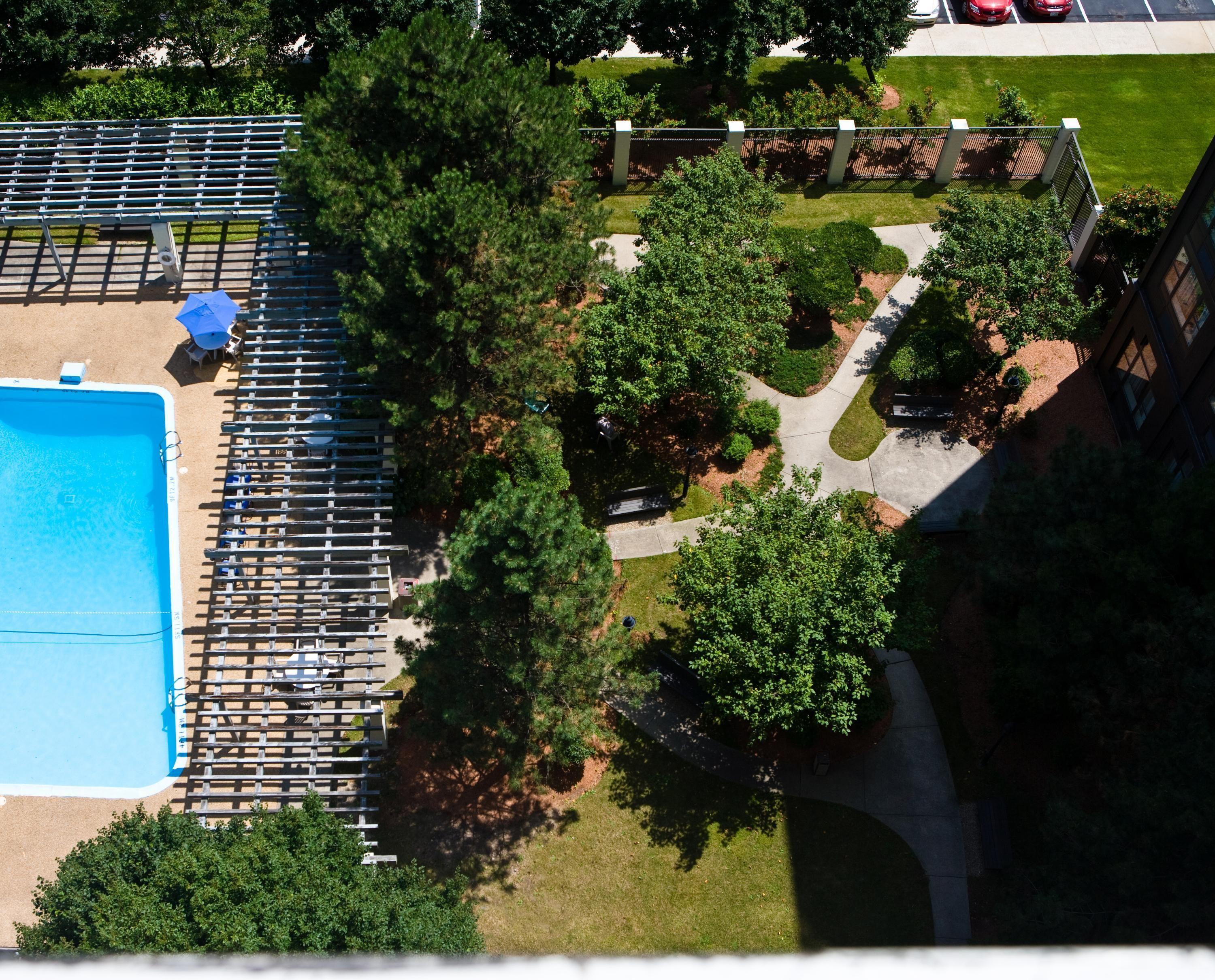 Courtyard By Marriott Logan Airport Hotel 3*