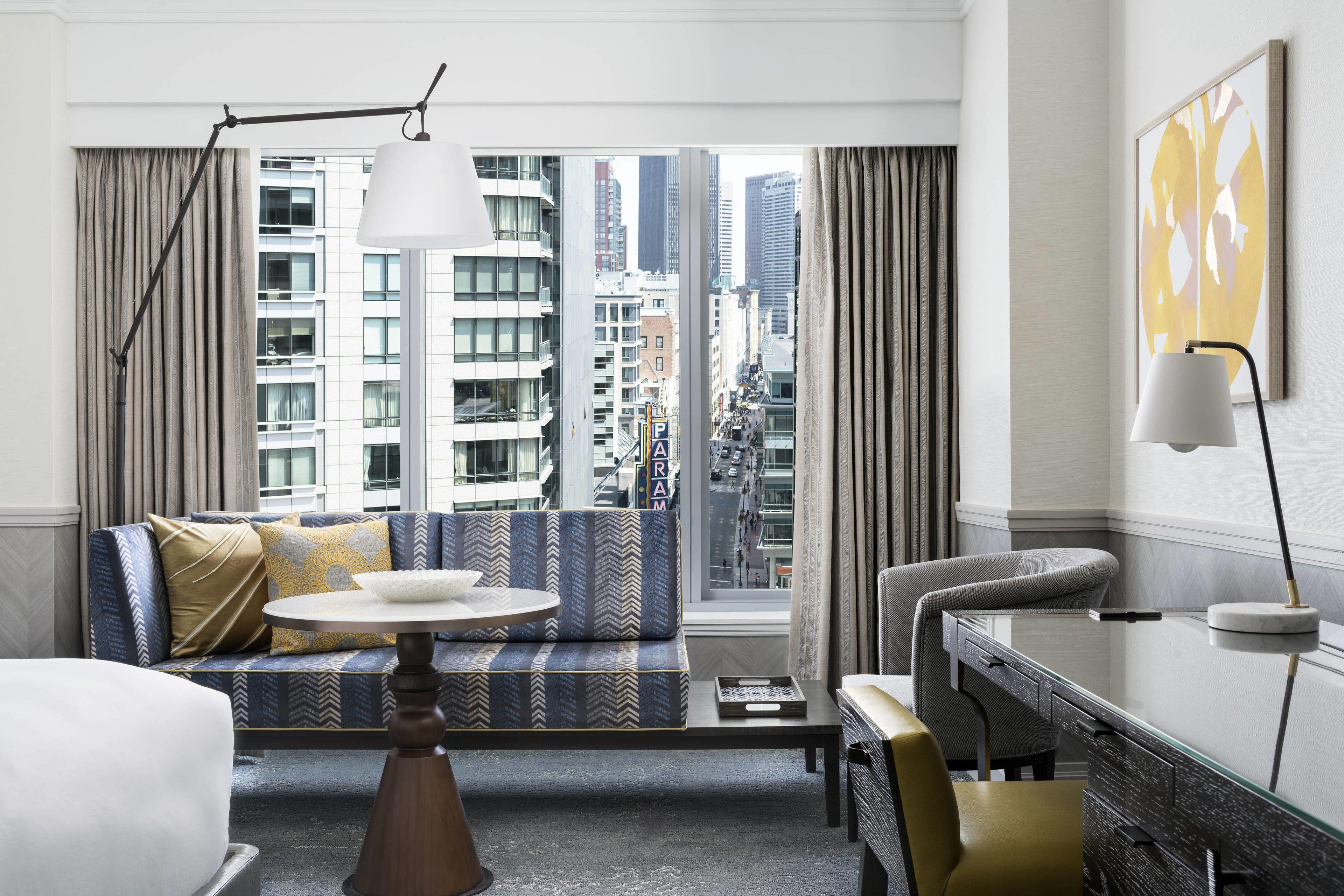 The Ritz-carlton, Boston