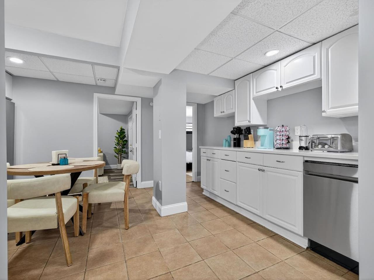 Apartment Vintage 2br In With Free Parking Boston