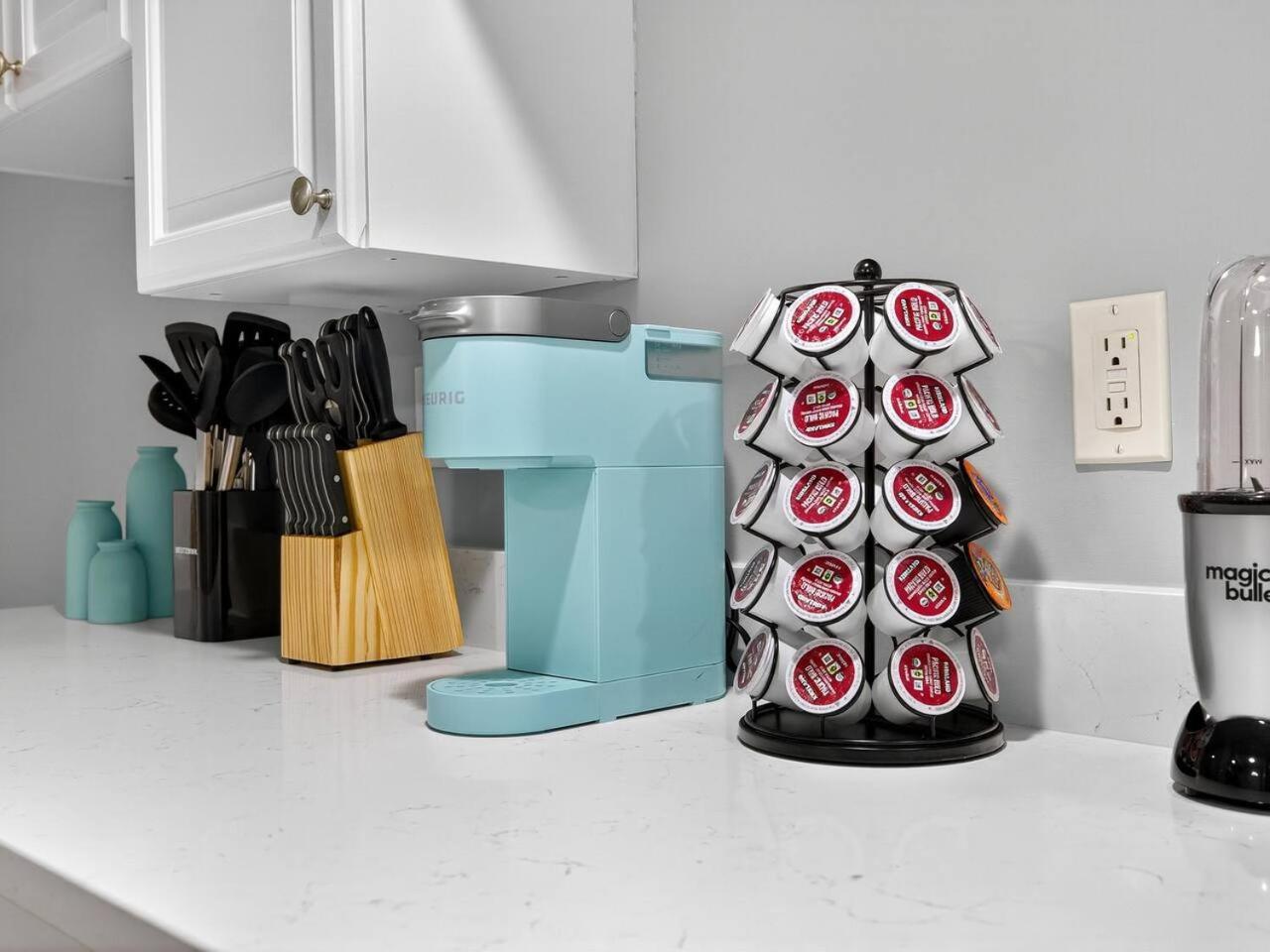 Vintage 2br In With Free Parking