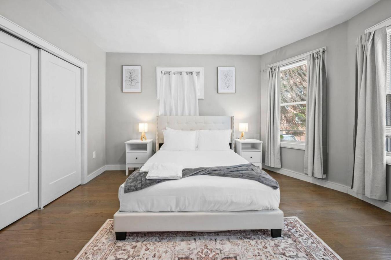 Apartment Luxury 3br In With Roku Tv *