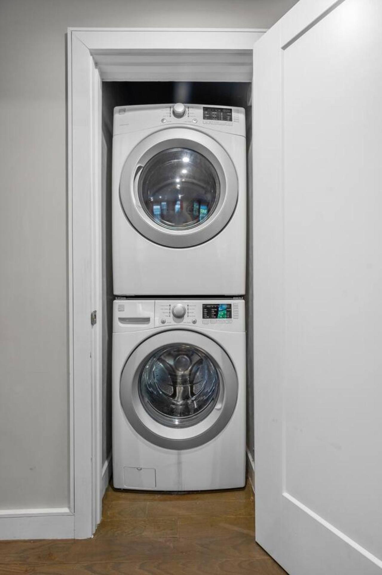 Luxury 3br In With Roku Tv * Boston