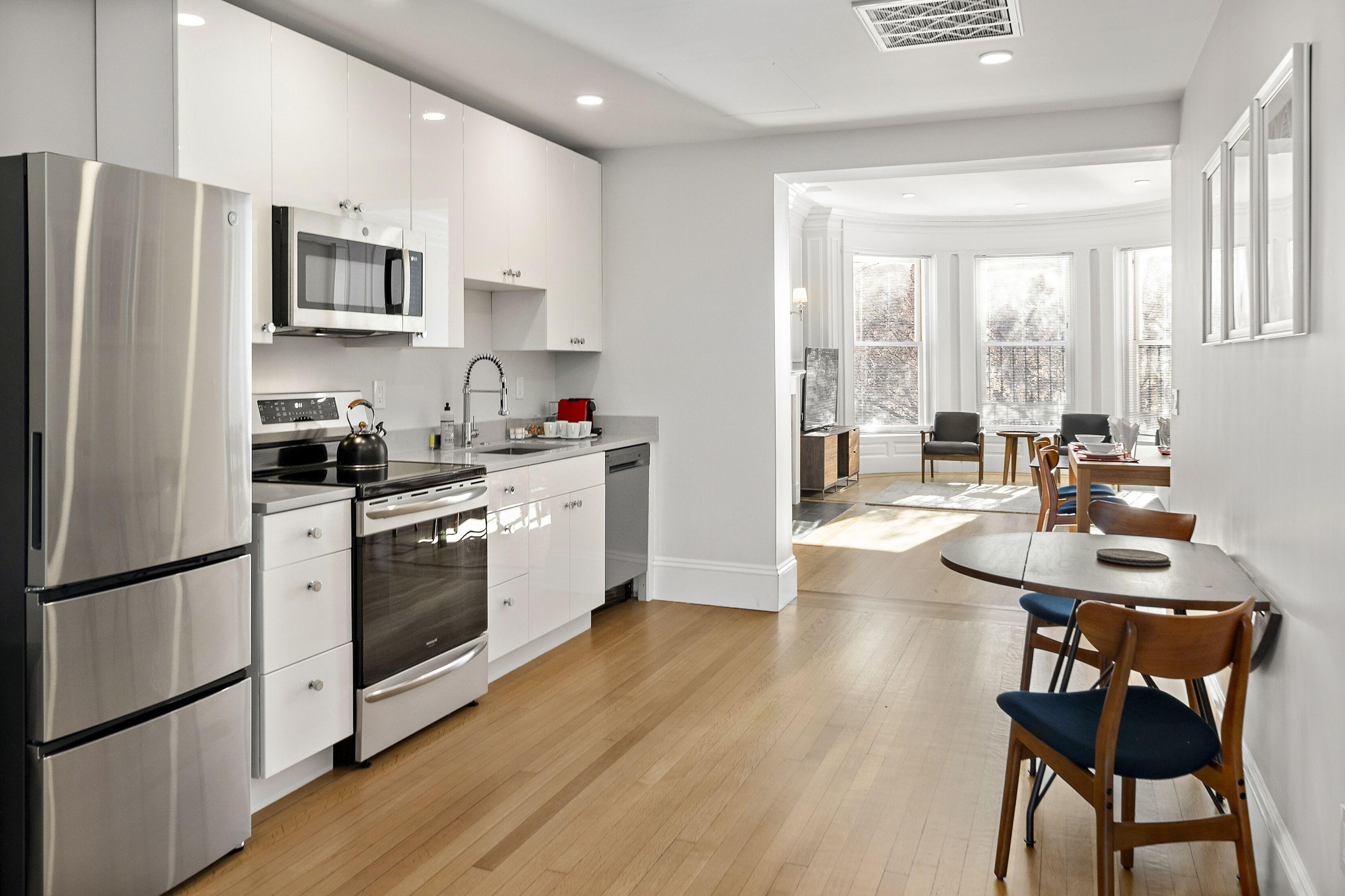 The Gryphon House Bed & Breakfast Boston