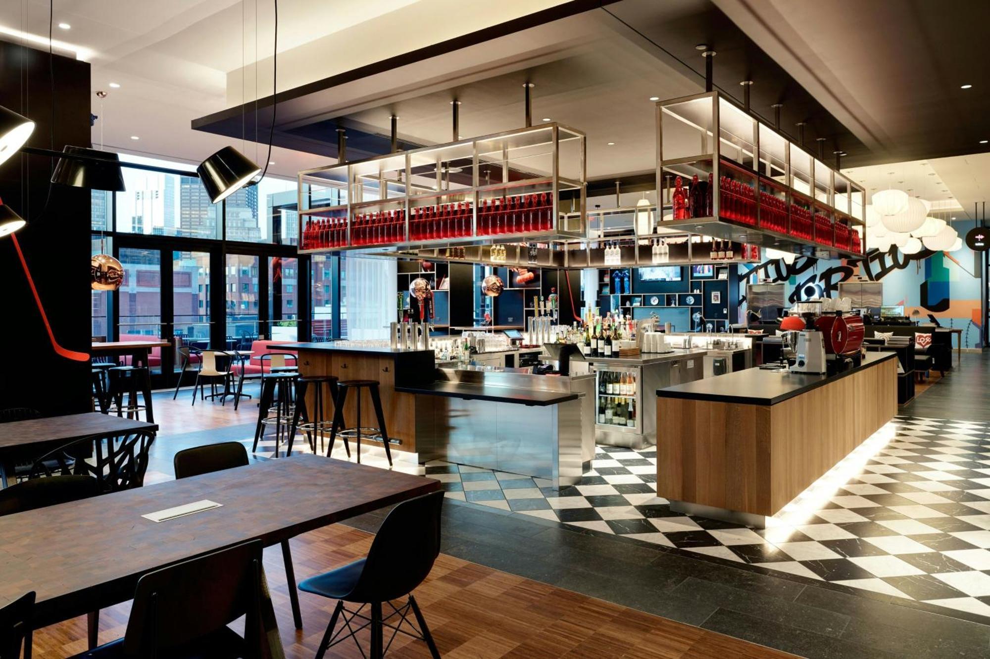 Hotel Citizenm North Station 4*
