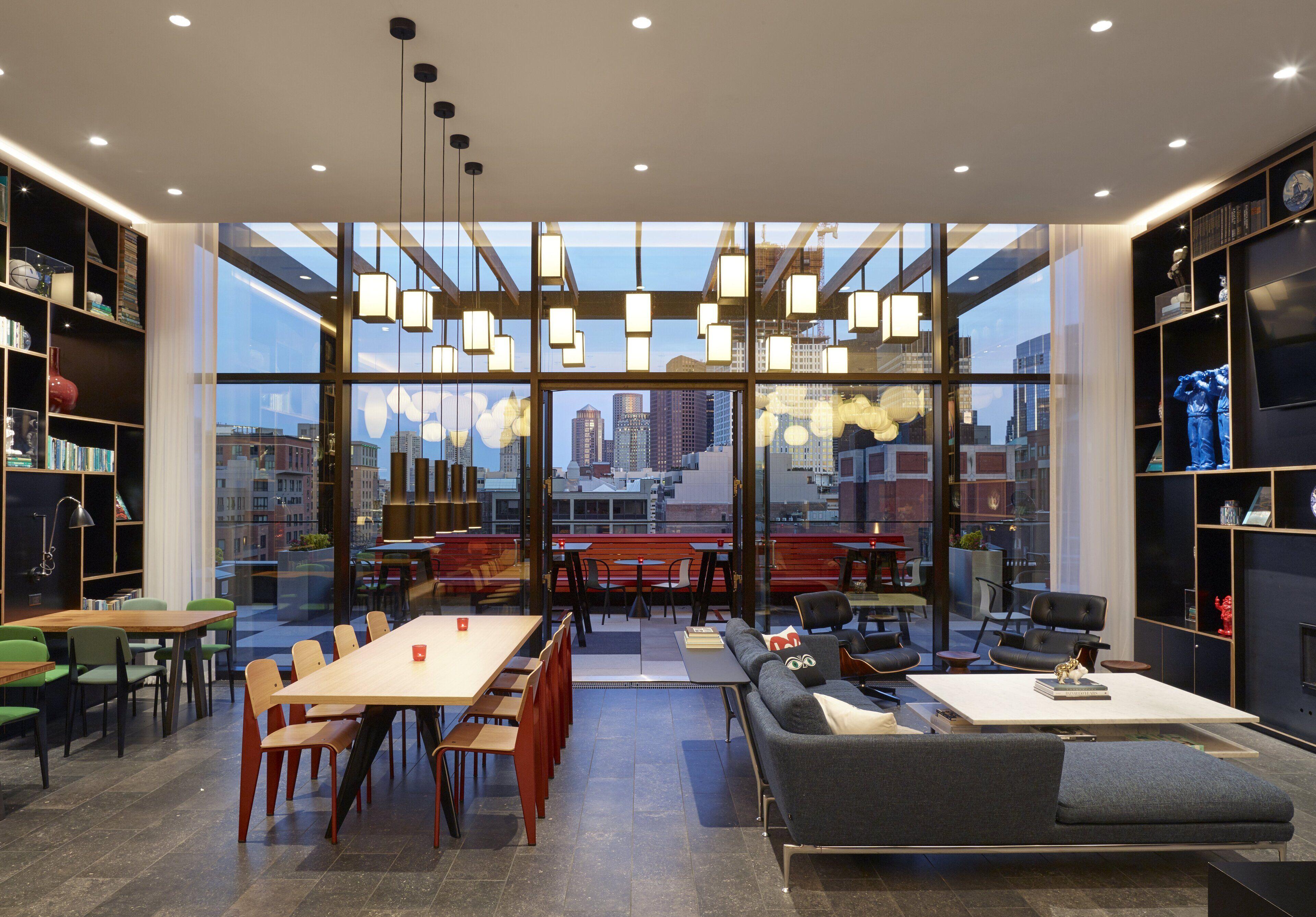 Hotel Citizenm North Station 4*