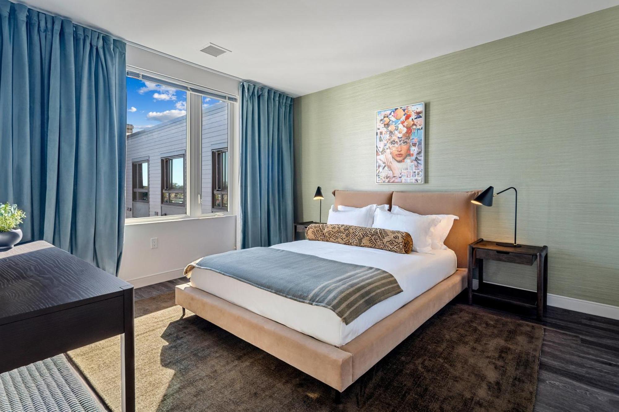 Hyatus Luxury Residences South Bay Designer Collection 4*