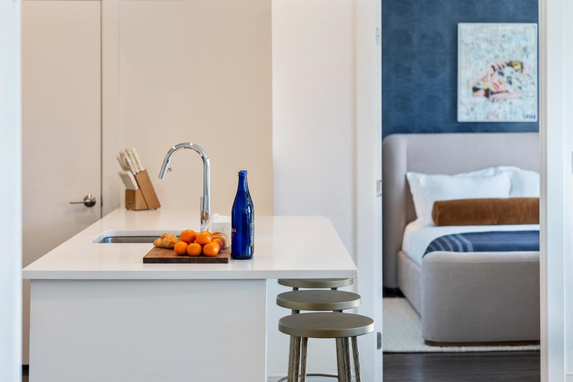 Aparthotel Hyatus Luxury Residences South Bay Designer Collection