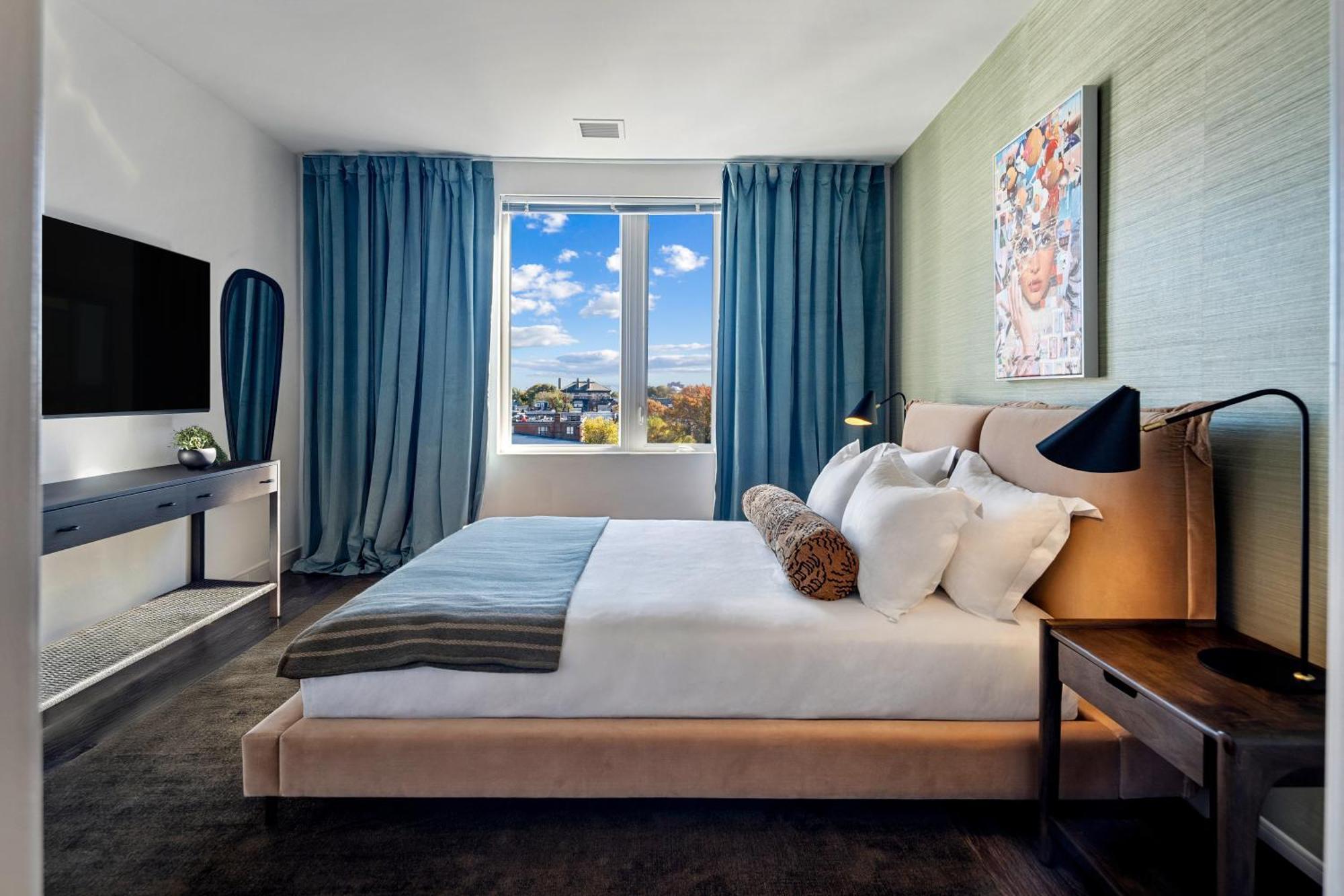 Hyatus Luxury Residences South Bay Designer Collection Aparthotel 4*