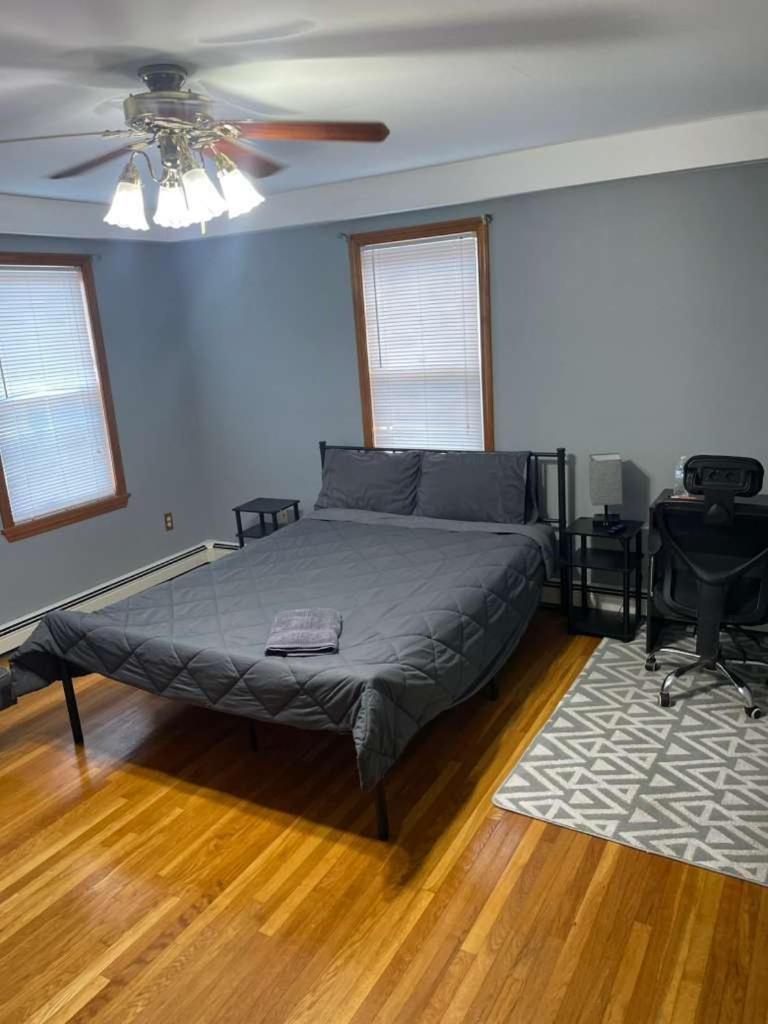 Bed & Breakfast In Pearl Street Boston