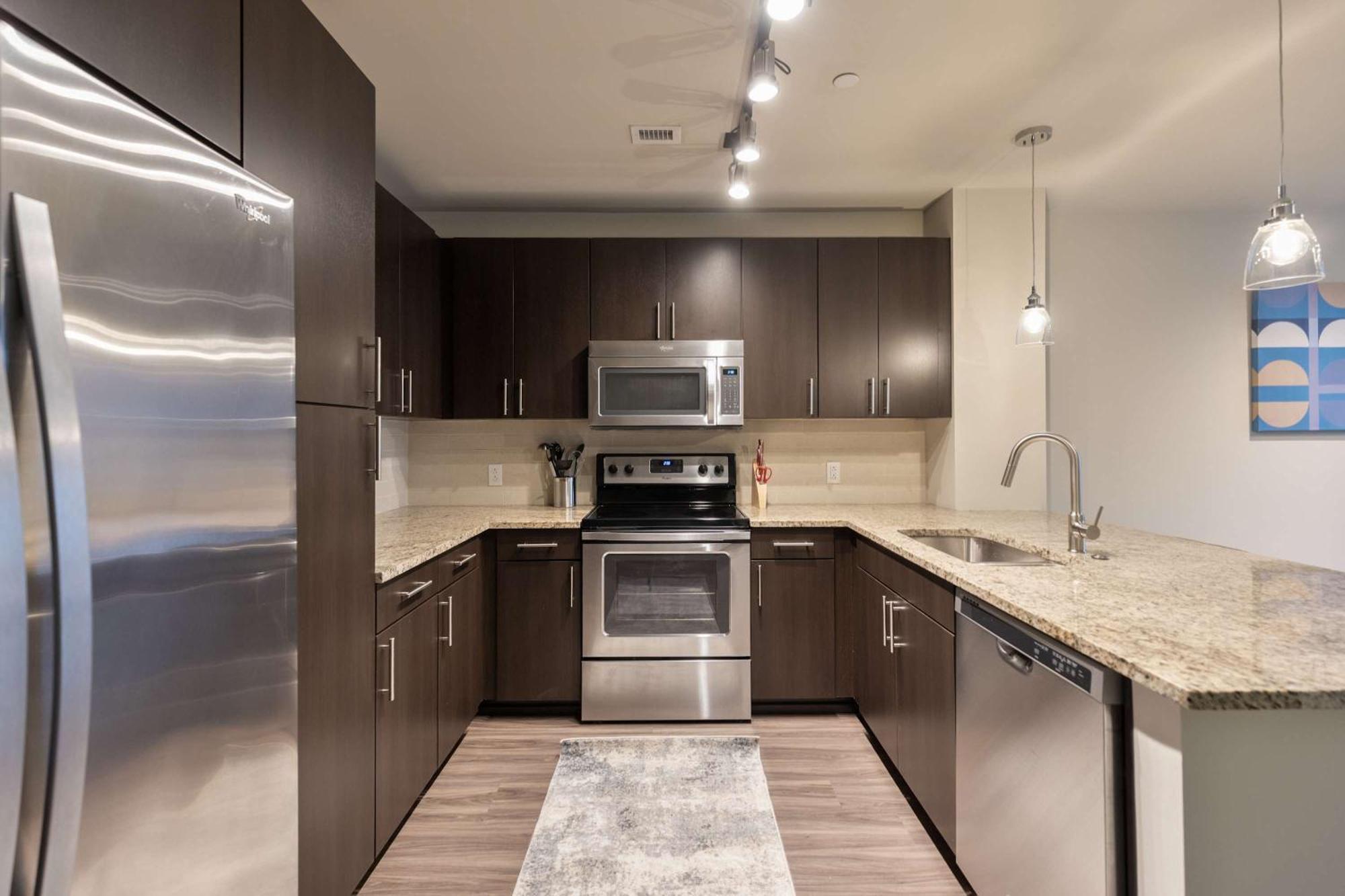 Apartment Stylish Downtown Seaport Boston