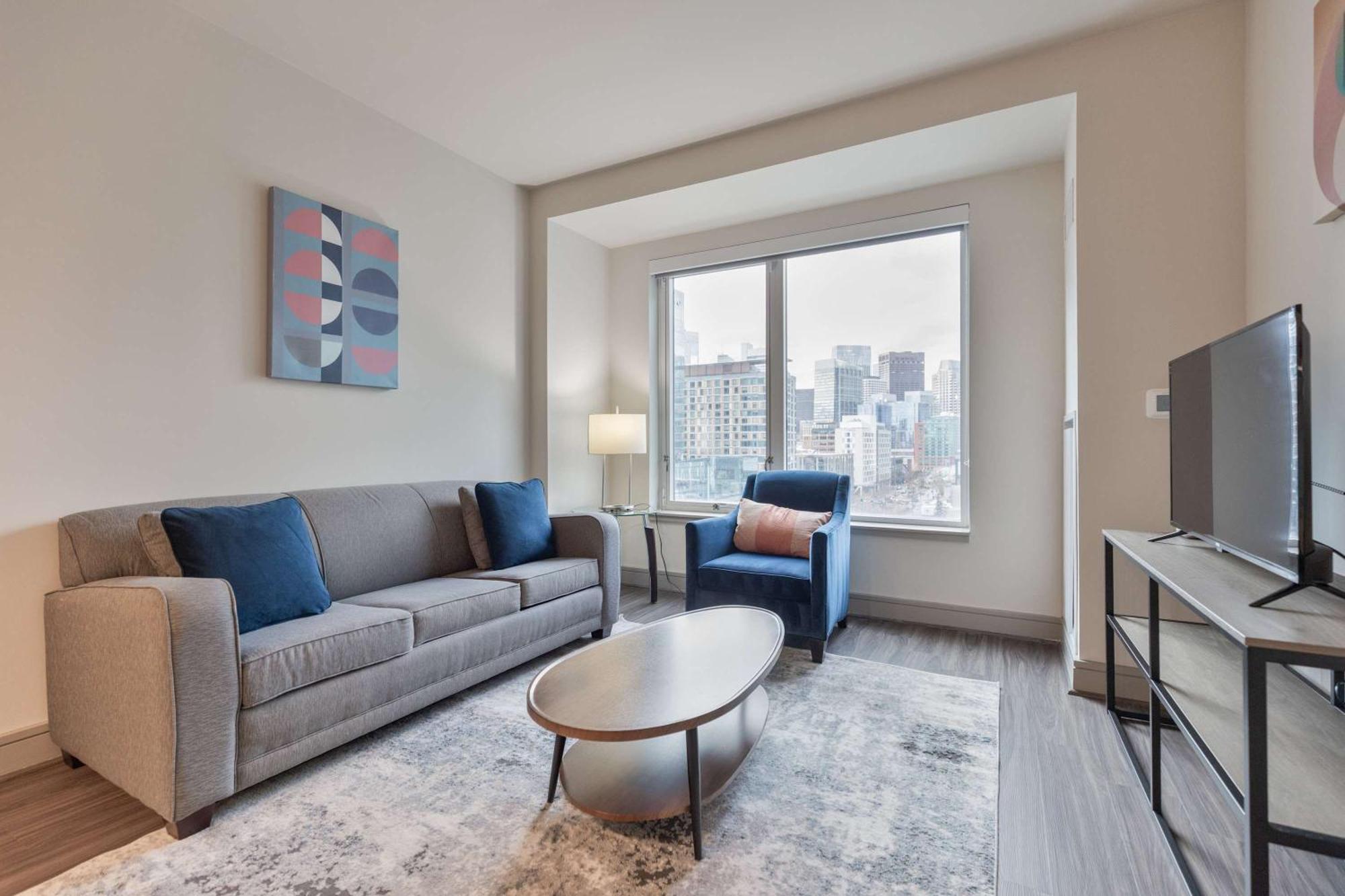 Stylish Downtown Seaport Apartment