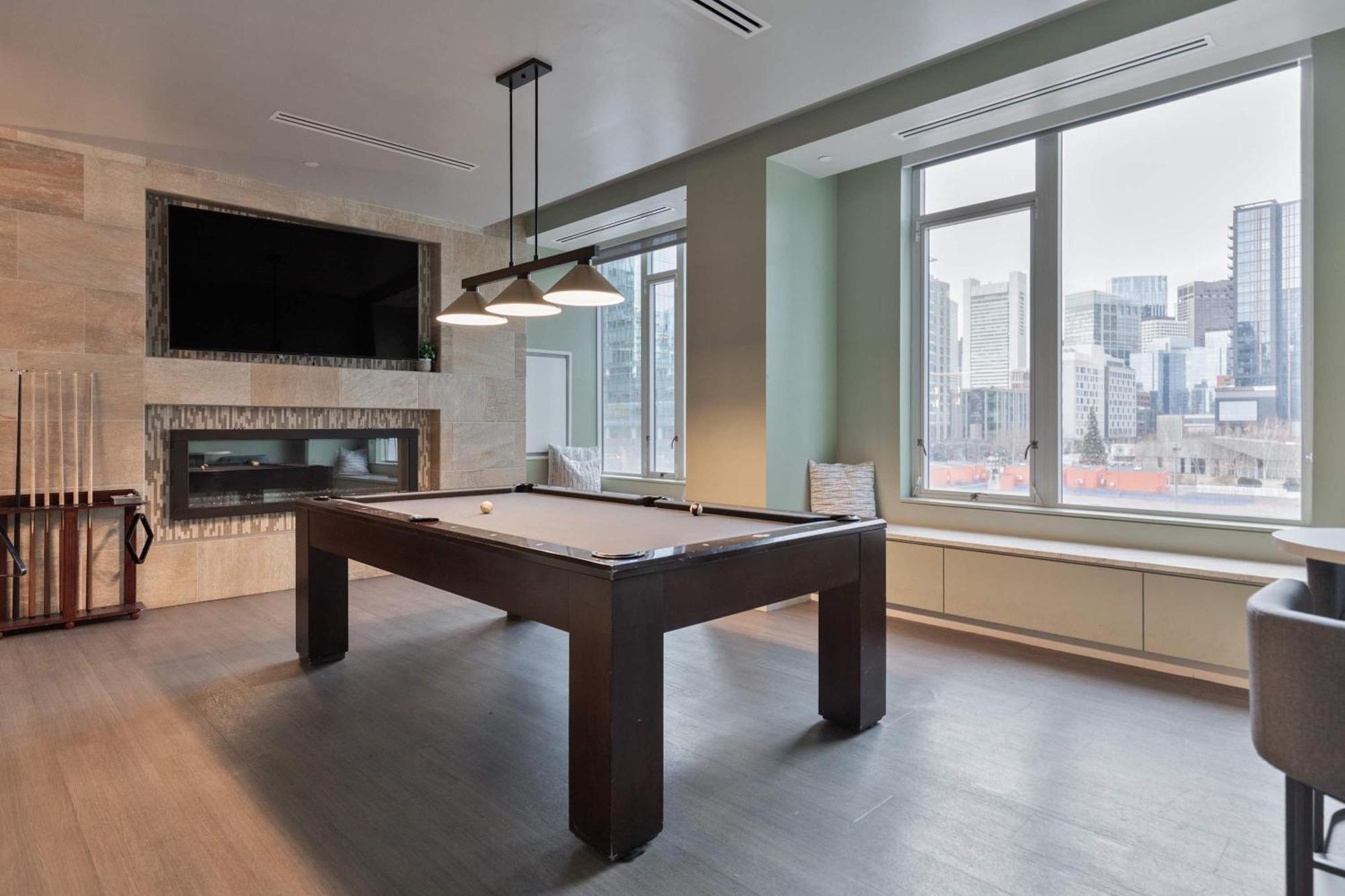 Apartment Stylish Downtown Seaport Boston