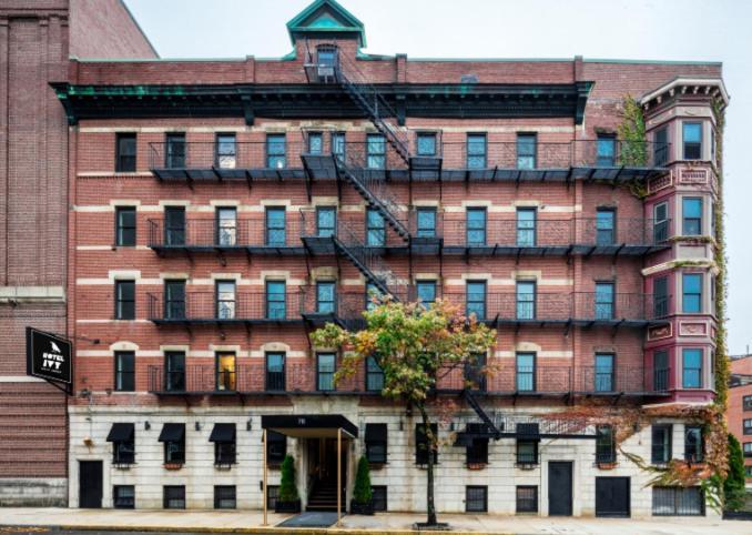 Ivy Common Hotel 2*