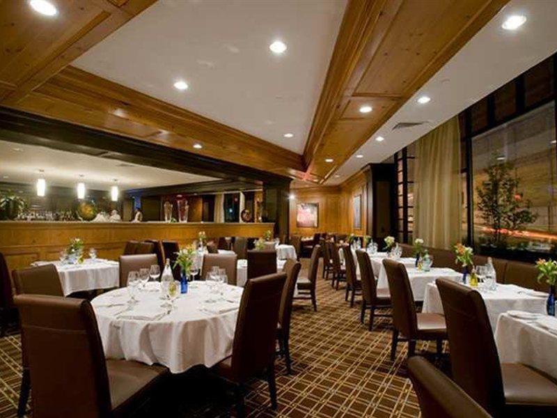 Hotel Hilton Back Bay 3*