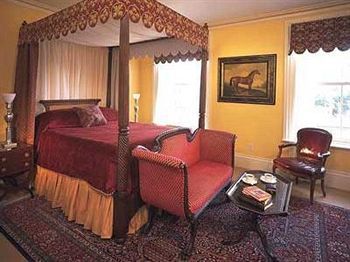 The Charles Street 4*