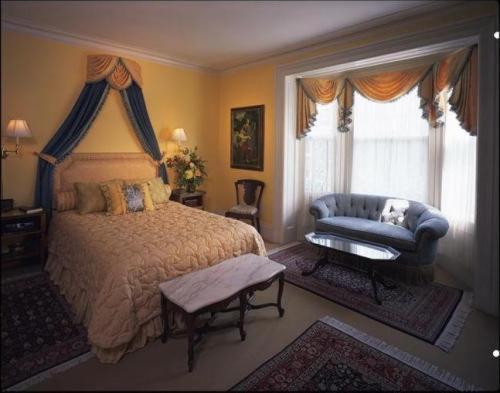 The Charles Street 4* Boston