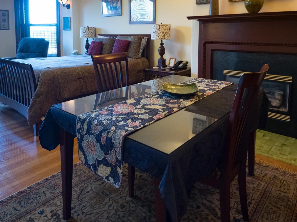 The Gryphon House Bed & Breakfast