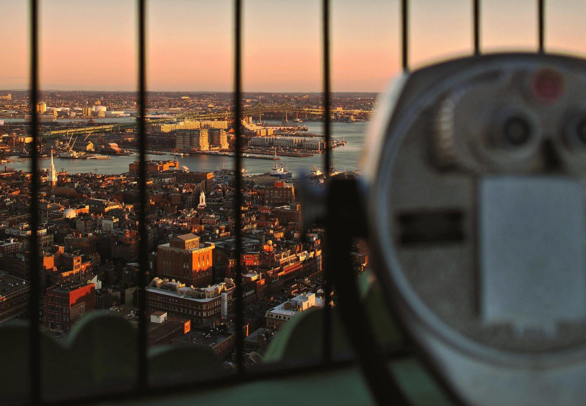 Hotel Marriott Vacation Club At Custom House,   3*