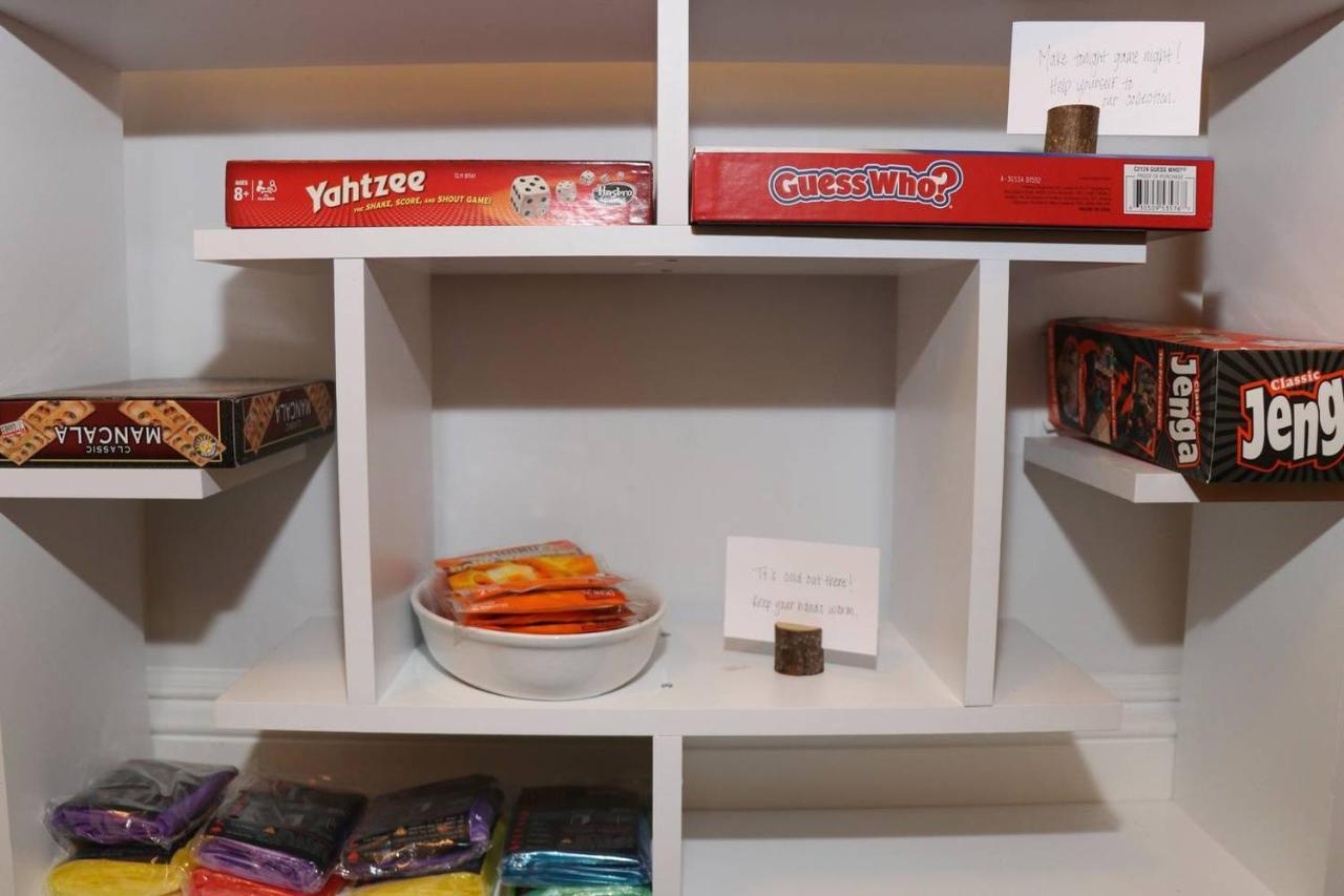 Apartment Charming On Boston's Iconic Newbury St. #8 *