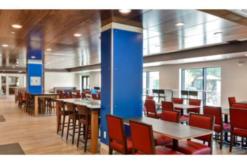 Express By Ihg 3* Boston