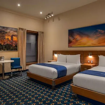 Harborside Hotel