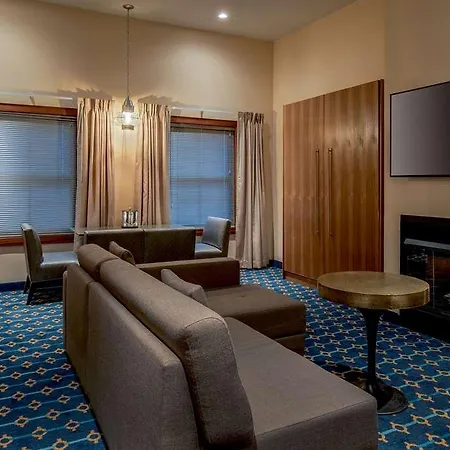Harborside 3*