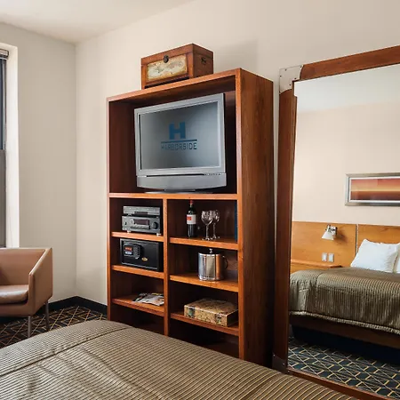Hotel Harborside Boston