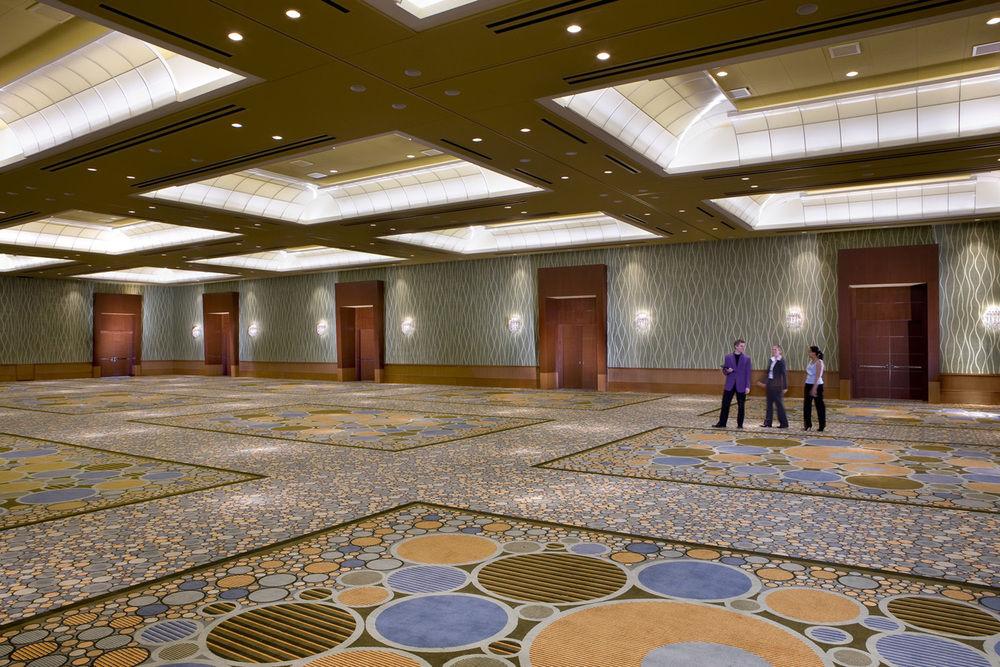 Hotel Renaissance Seaport District Boston