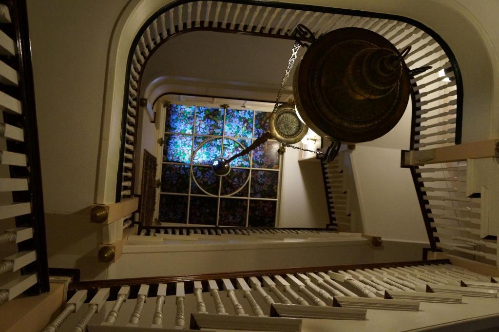 463 Beacon Street Guest house 2*