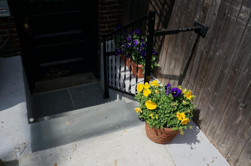 Guest house 463 Beacon Street 2*