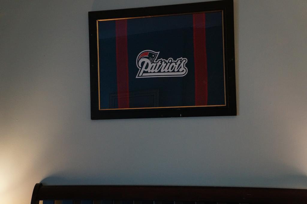 463 Beacon Street Guest house