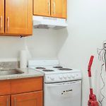 Downtown Studio Apt, Near Grocery And Hospitals