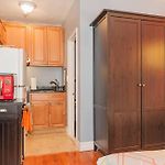 Downtown Studio Apt, Short Walk To Hospitals
