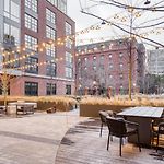 S End Studio W Wd Gym Nr Sowa District Bos-613