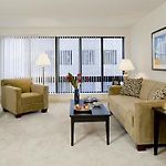 Oakwood At Exeter Towers