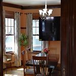 Beautiful Victorian House, Great Views, Free Parking