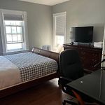 Airport Room 33