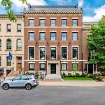 Stylish Studio In Historic Boston - Unit #209