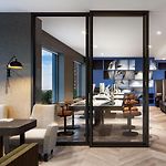 Seaport Studio W Fitness Close To Shops Dining Bos-990