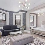 1-31 Excellent Location, Walk Everywhere Sleeps 3