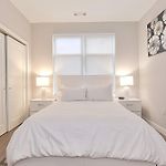 Global Luxury Suites East Boston