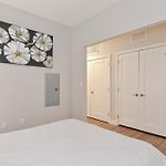 Global Luxury Suites East Boston