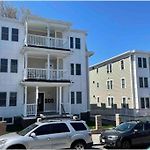 Modern Luxury Steps From Zoo & Golf Course
