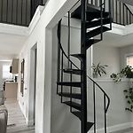 Stylish Boston 2Nd Floor Unit, You Are Going To Love It!