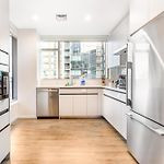 Luxury Apt With Gym
