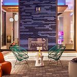 Aloft By Marriott Boston Seaport District