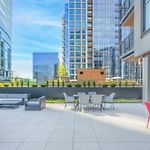 Chic Apt Seaport With Pool