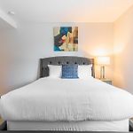 Full Private Apt Downtown Seaport