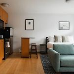 Chic Studio Ideal For Nurses