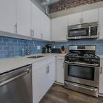 Pet Friendly 3 Bed 2 Bath Steps To Beacon Hill